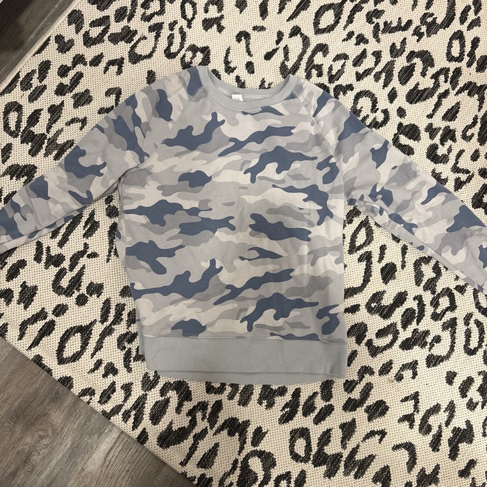 Camo Print Sweatshirt